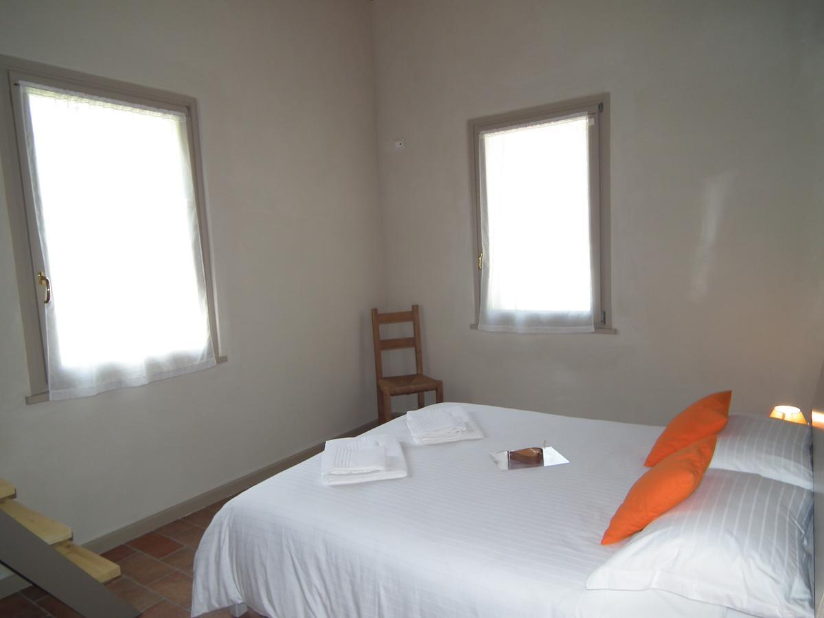 L'Isolo B&B E Case Vacanza 蒙赞巴诺 外观 照片