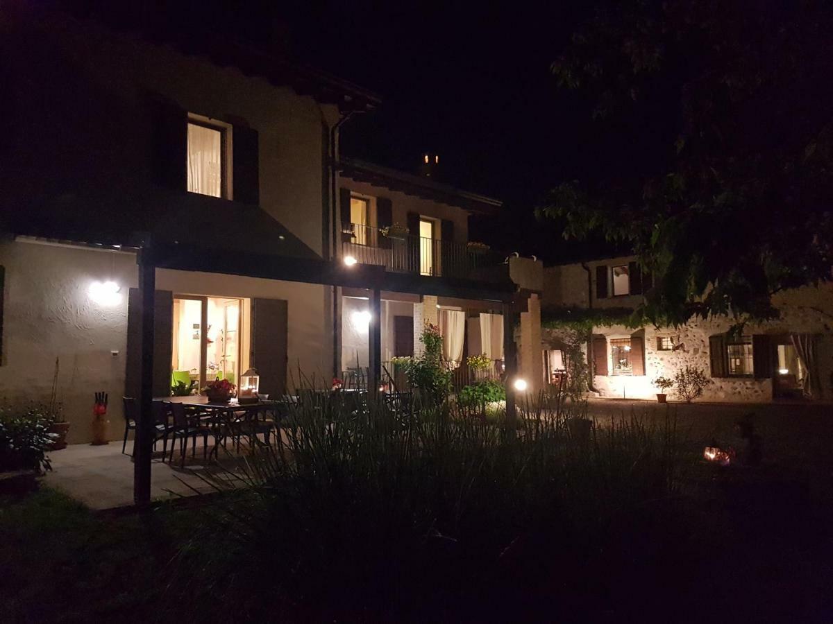 L'Isolo B&B E Case Vacanza 蒙赞巴诺 外观 照片